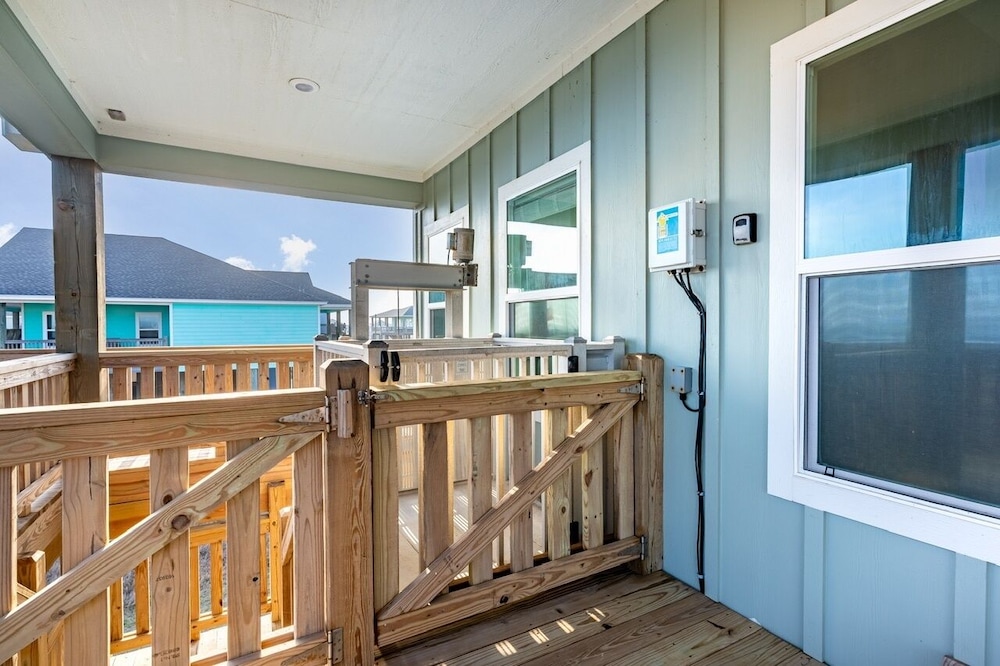 Perfectly Happy 4 Bedroom Home