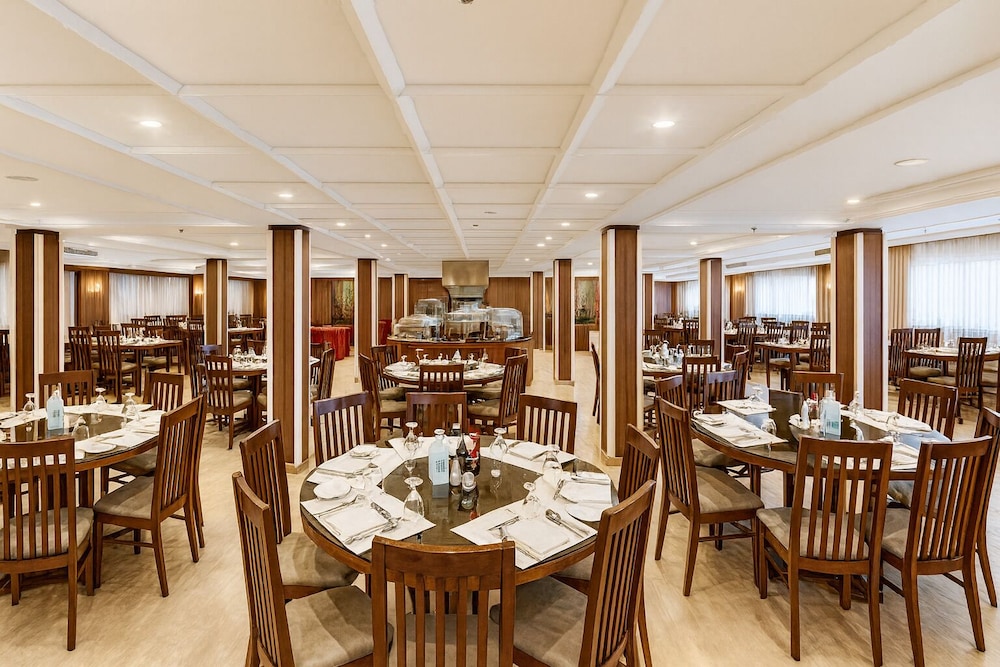 Nile Cruise Crown every Friday from Aswan 3 nights and every Monday from Luxor 4 nights