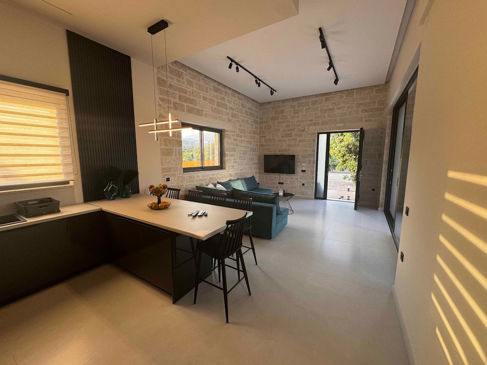 Panstel - Villa Solene With Private Pool