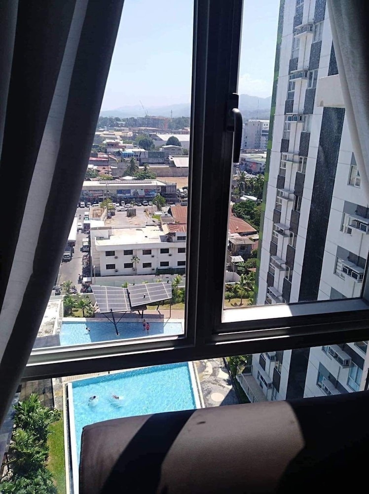 Centrio Tower 926 view 4