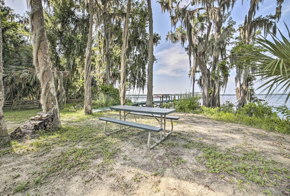 Welaka House w/ Private Dock on St Johns River view 2