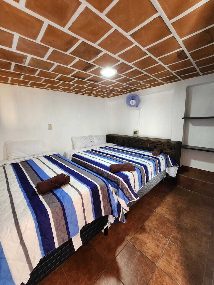 El Santuario GT