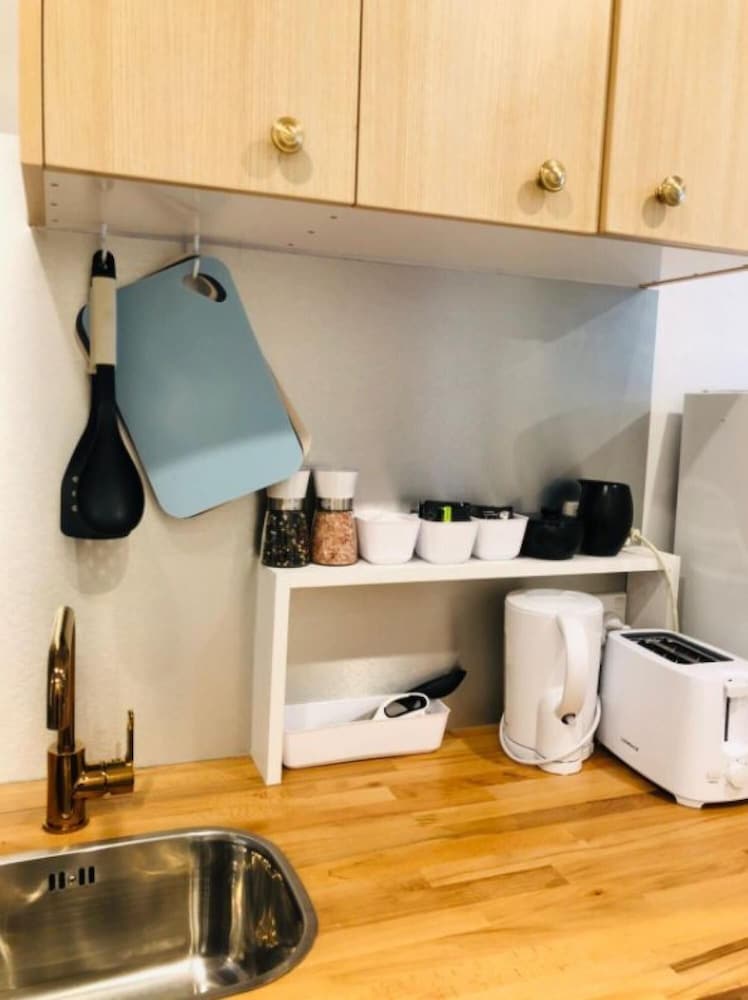 1 br apt Near Spark Arena - Free Wifi With Pool and Gym - Image 3