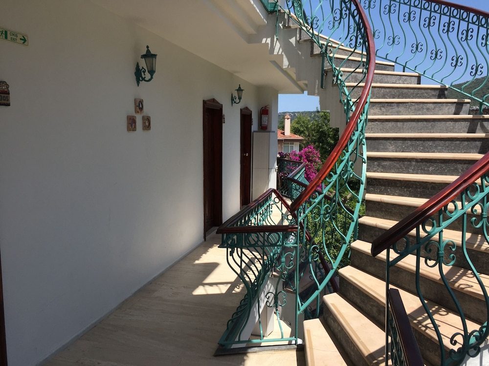 La Boutique Ipek - Image 11