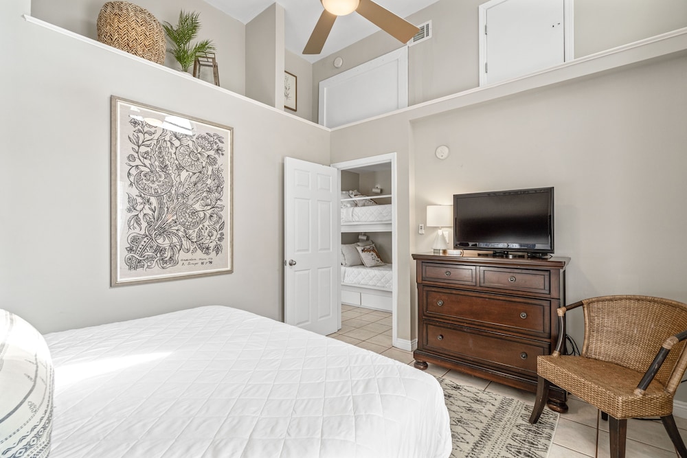 Nantucket Cottage 10a 1 Bedroom Condo