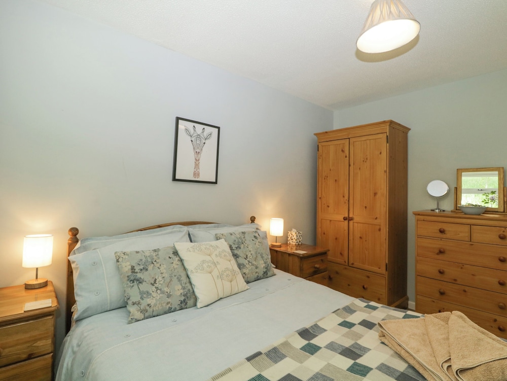 9 Manorcombe Bungalows