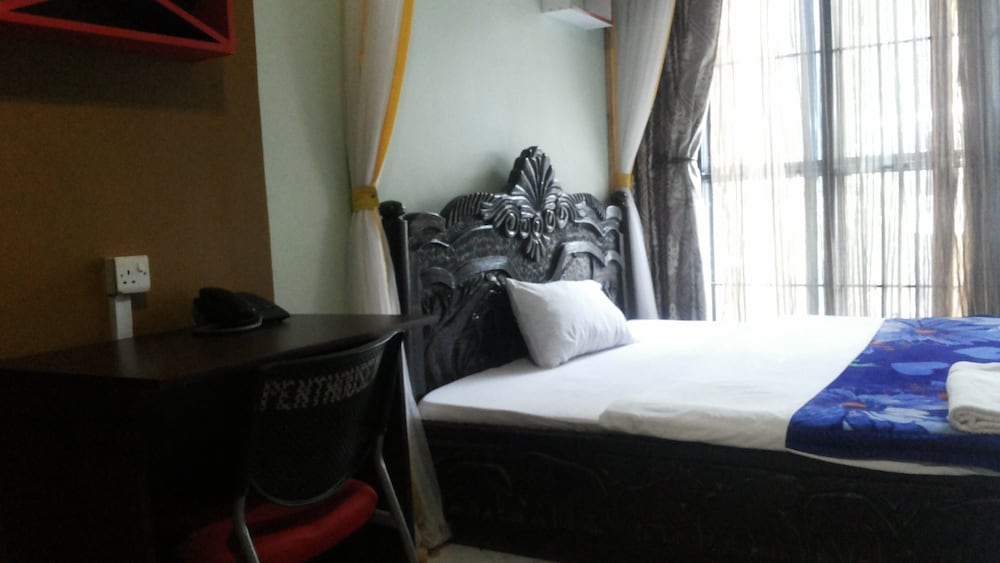 Photo 8