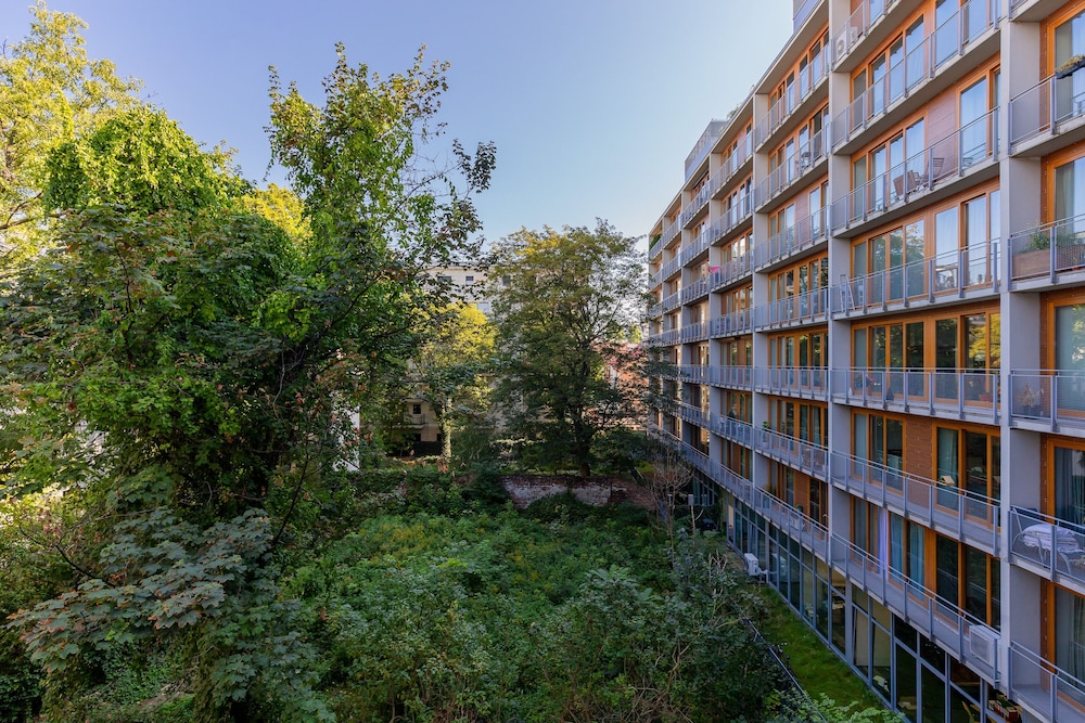 Apartment Emilii Plater 12 by Renters view 5