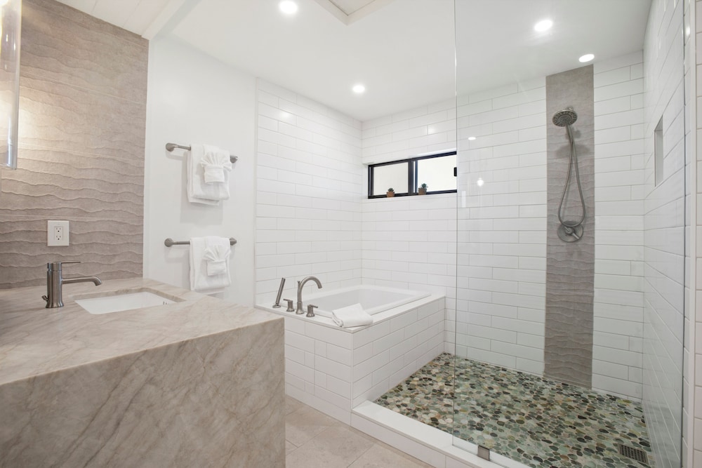 Kapalua Ridge Villas by KBM