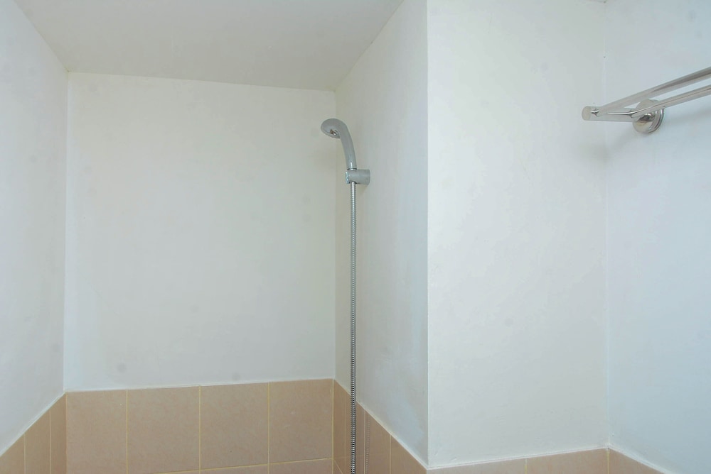 Brand New and Fresh Studio Apartment Podomoro Golf View
