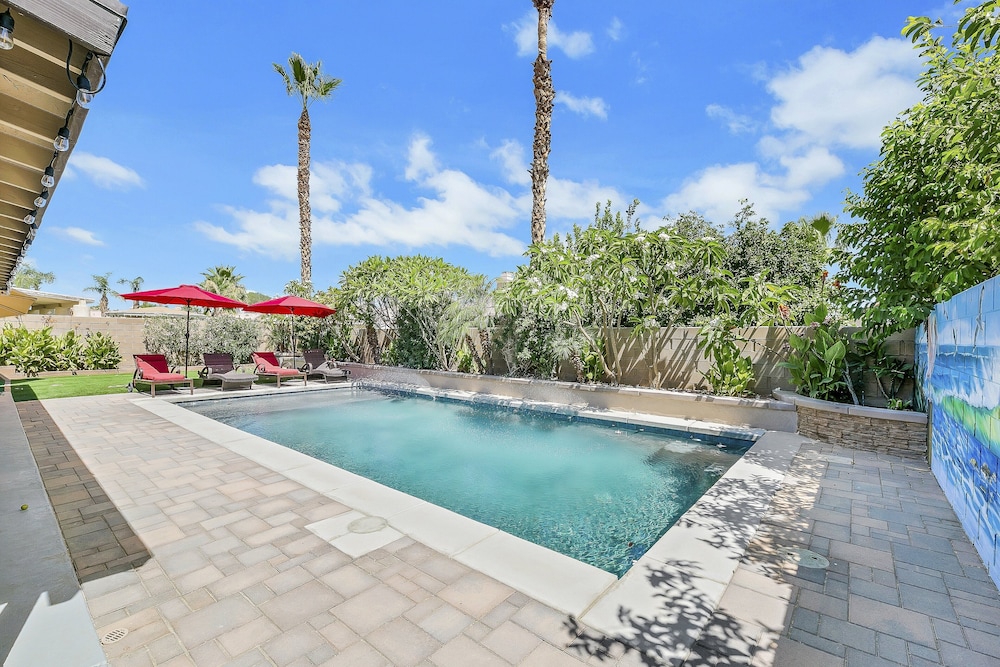 Desert Oasis Retreat Palm Meadows Gem 3 Bedroom Home