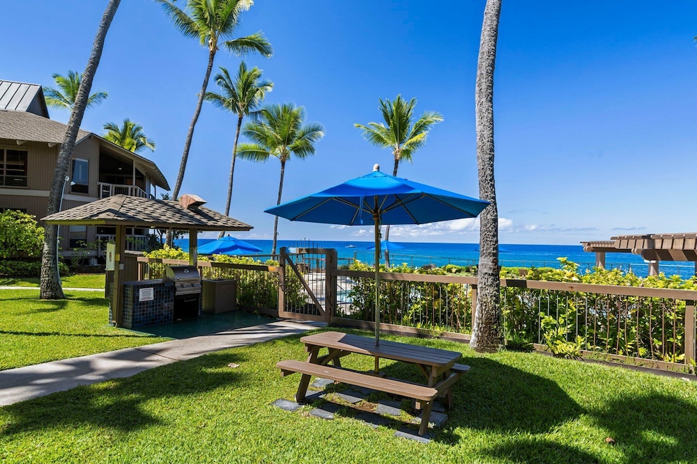 Oceanfront Kanaloa Condo - Pools, Hot Tubs & Sunset Views- Vrkcv