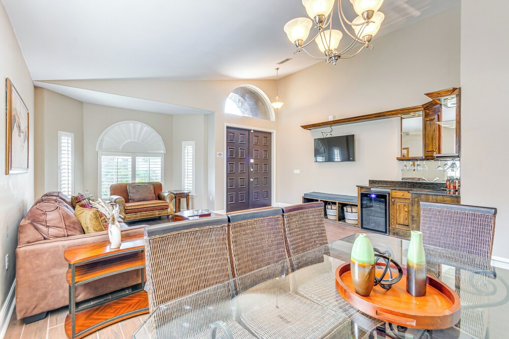 8 Mi to Beach: Home in Mary Esther