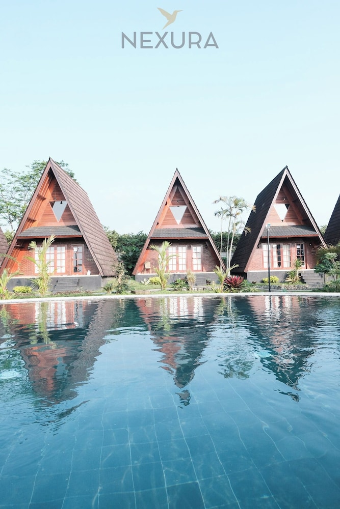 Jambu Klutuk Resort