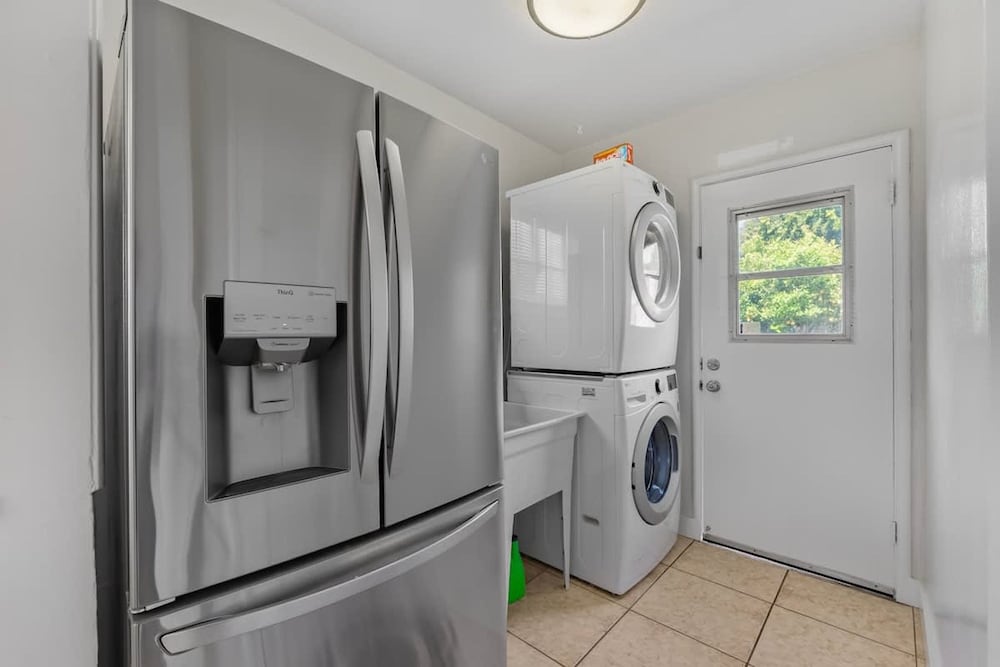 East SJ Entire 4Br Home Quiet