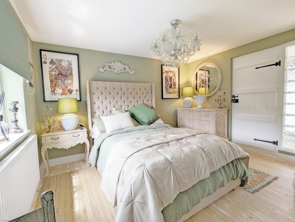 Unique Stay for Large Groups - Please Enquire!