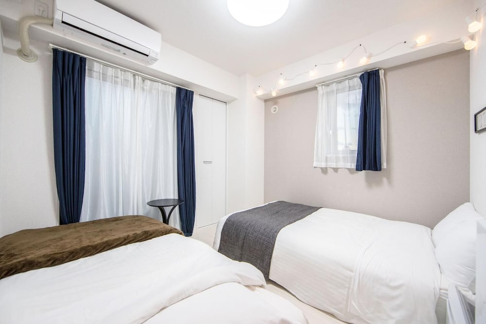 Naniwa Tsutenkaku Hotel