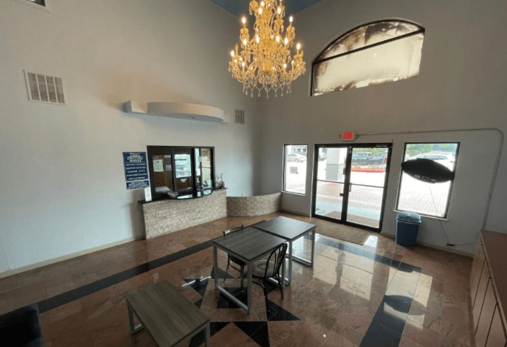 Super Stay Inn and Suites - Property Image 12