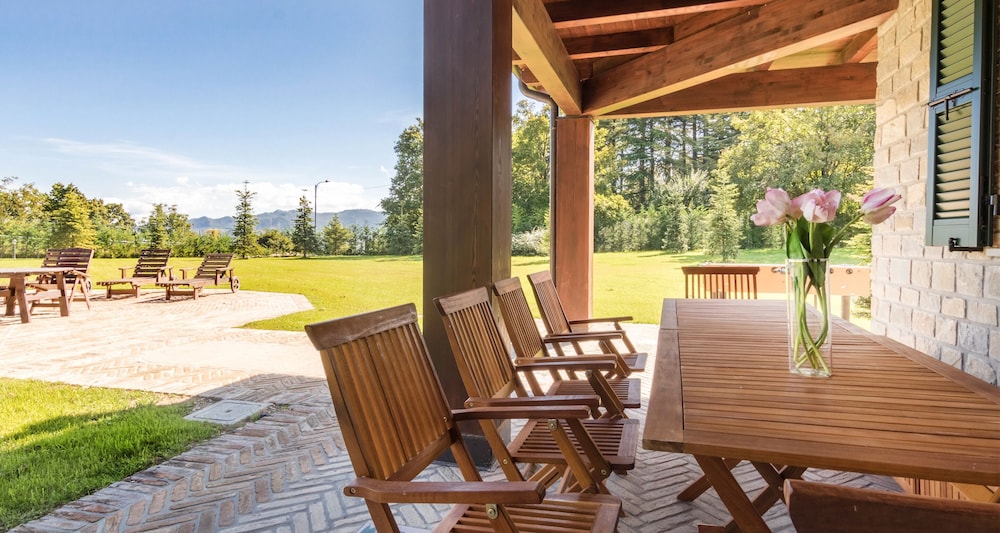 JOIVY MAS Avilo Villa Bobbio view 2
