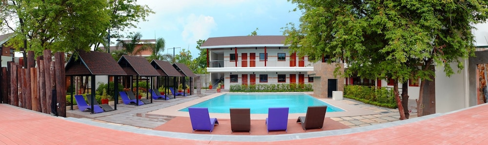 The Tavern Villas at Orchid Gardens