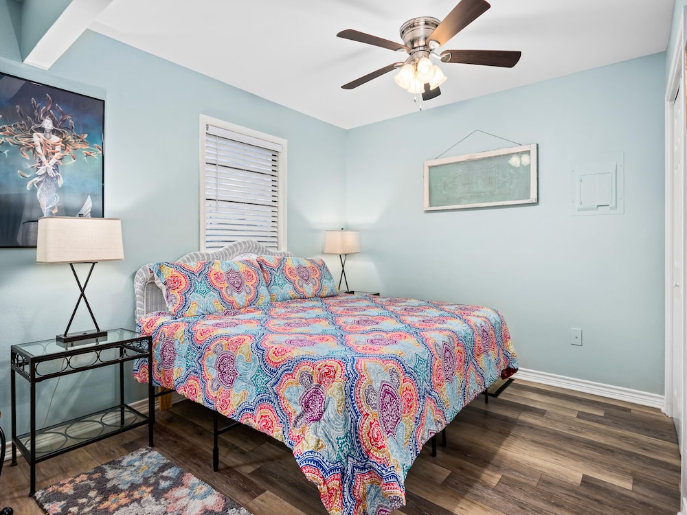 Magnolia House view 3