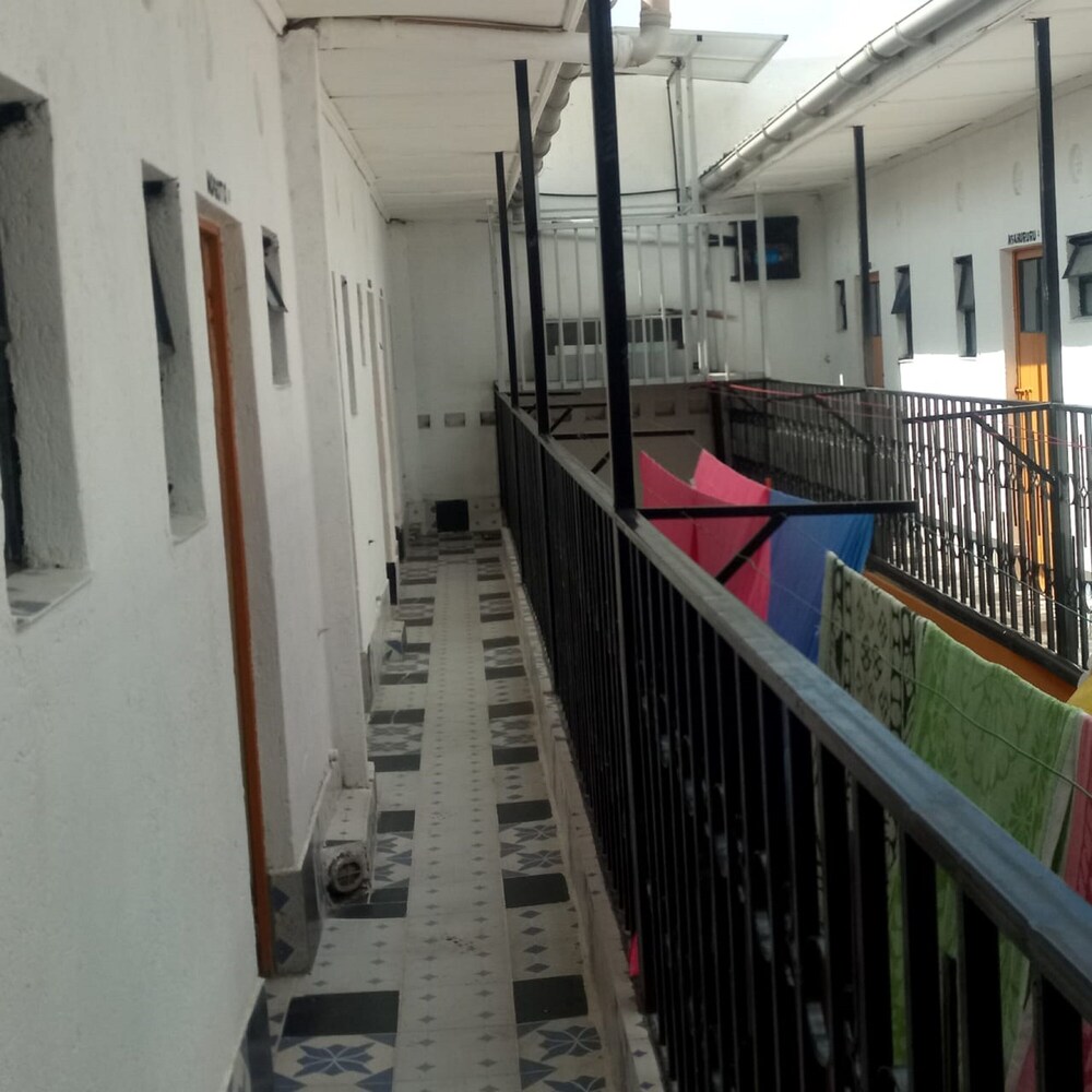 Photo 8
