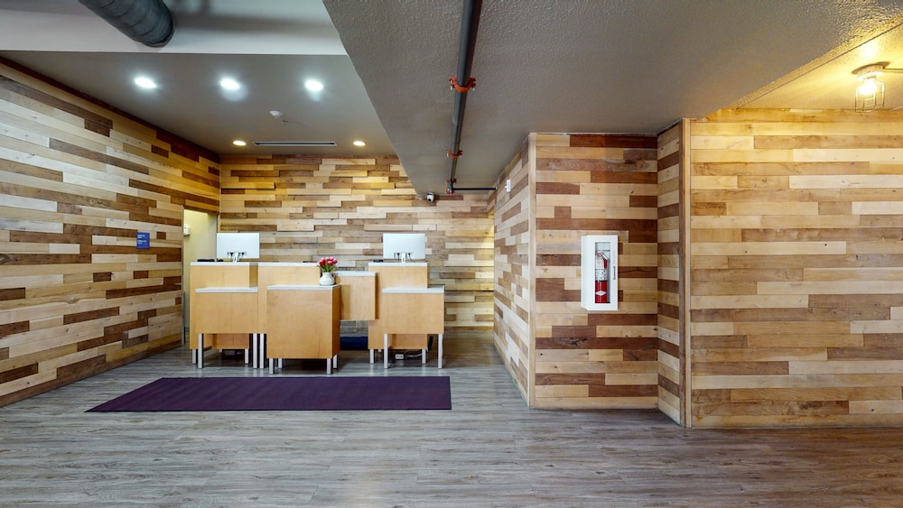 voco College Station Aggieland by IHG