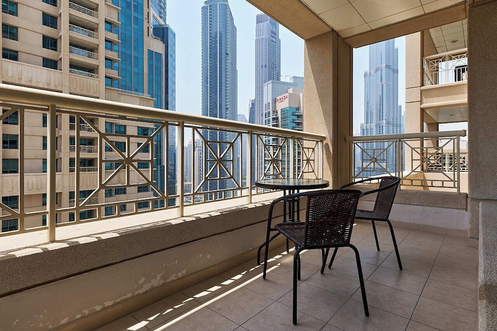 Bellavista-Gracefu-1BR- 29BLVD Burj View