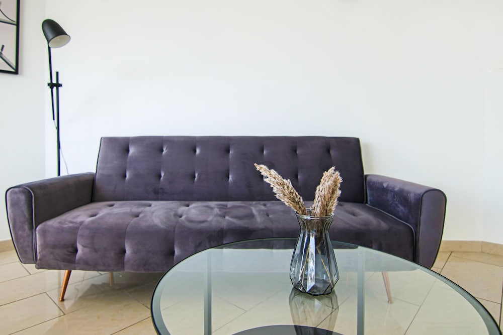 Phaedrus Living: Luxury Maisonette Lighthouse 60