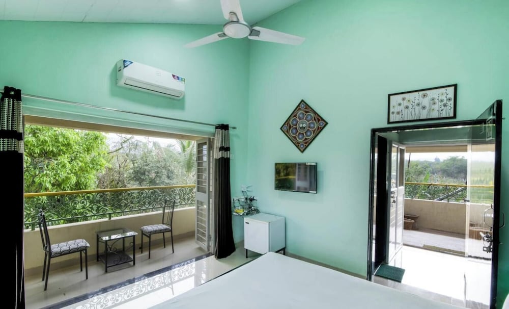 Green Living Farm House