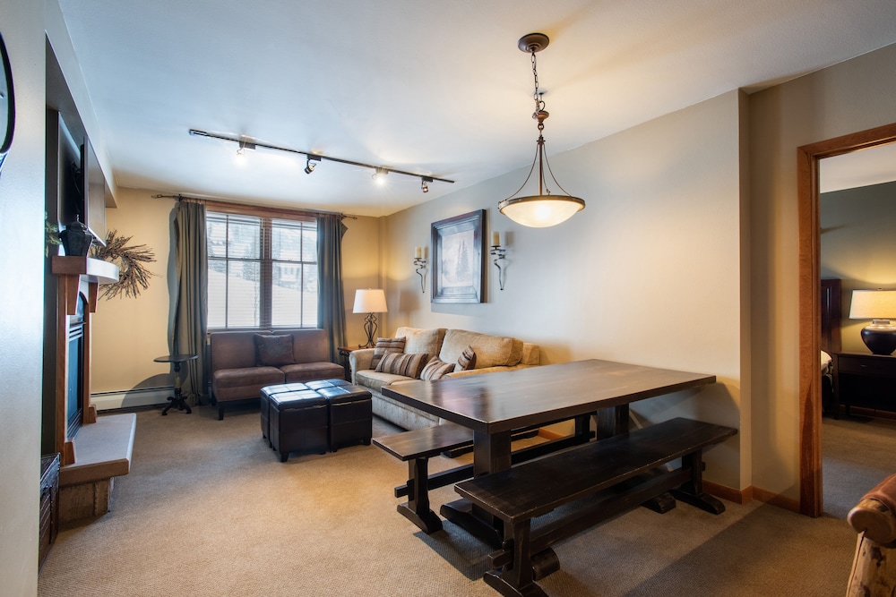 Two Bedroom Condos at Zephyr Mountain Lodge - Winter Park CO