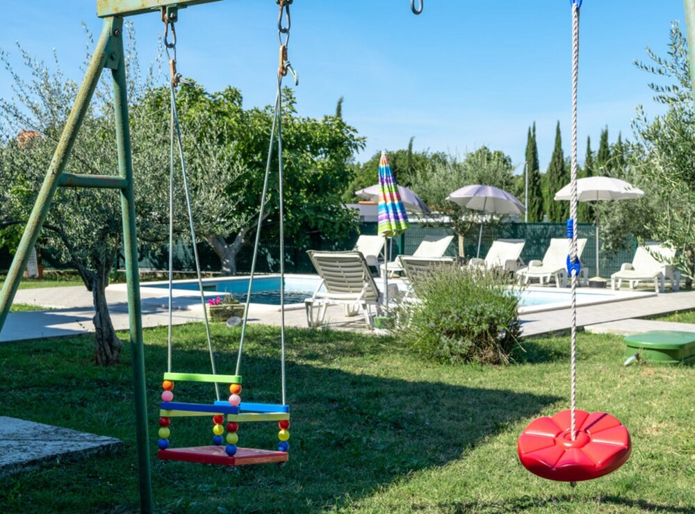 Villa Sabina - Breg Ivanovci view 3
