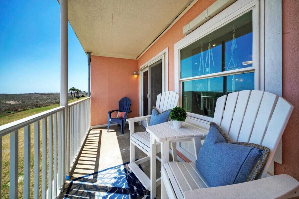 2 Studios Beach Boardwalk, 2 Pools, Tennis/pickleball Island Retreat Complex