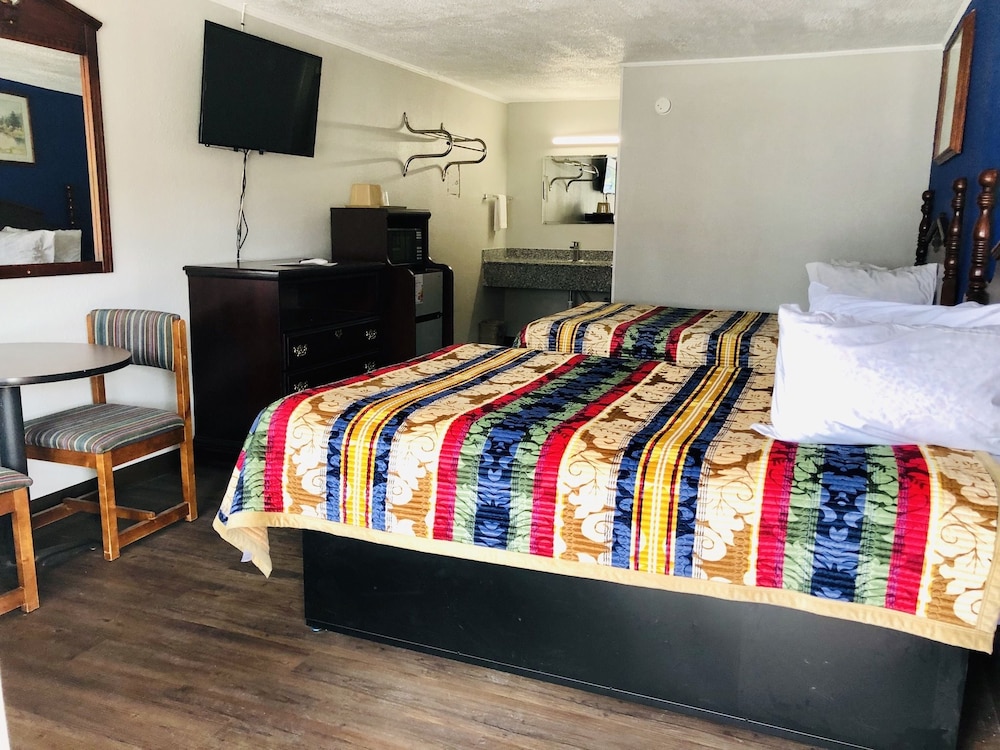 Linwood Motel - Property Image 6