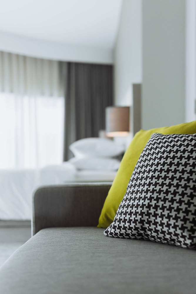 Hyatt Place Bangkok Sukhumvit 24 9