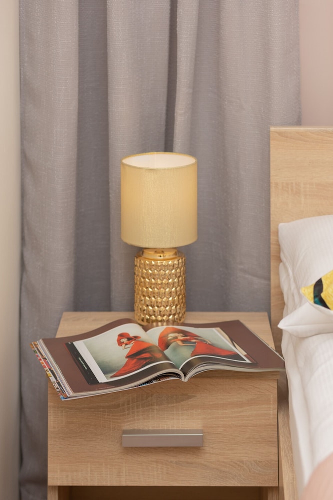 Two-bedroom Apartment Warsaw by Renters view 4
