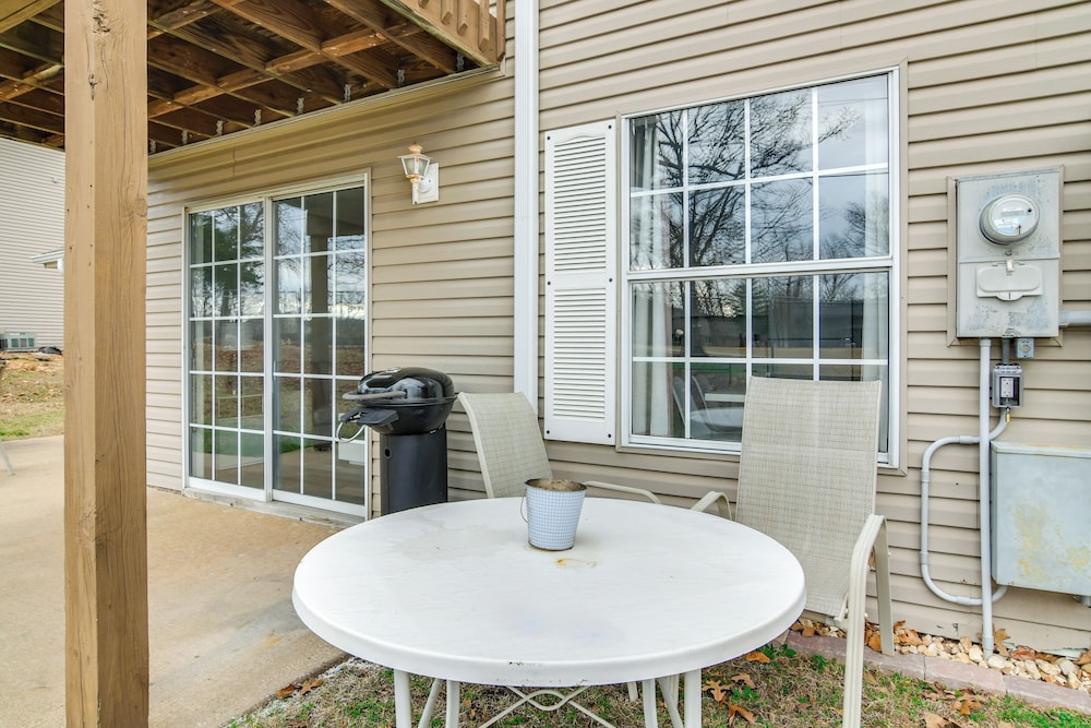 Near Attractions & Shows: Branson Updated Condo