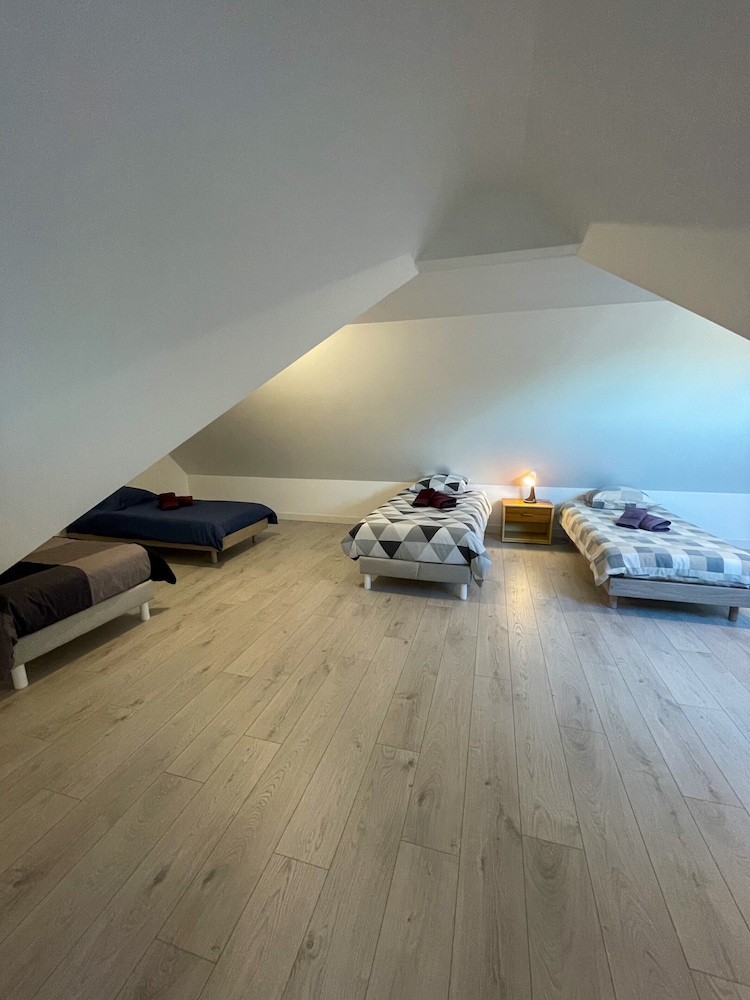 House in Ploudalmezeau With Heated Pool & Beaches