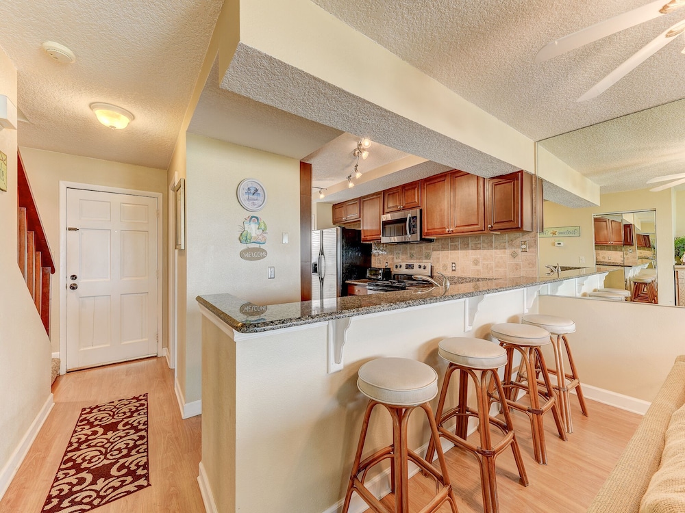 Surfside Six E by Distinctive Beach Rentals view 5