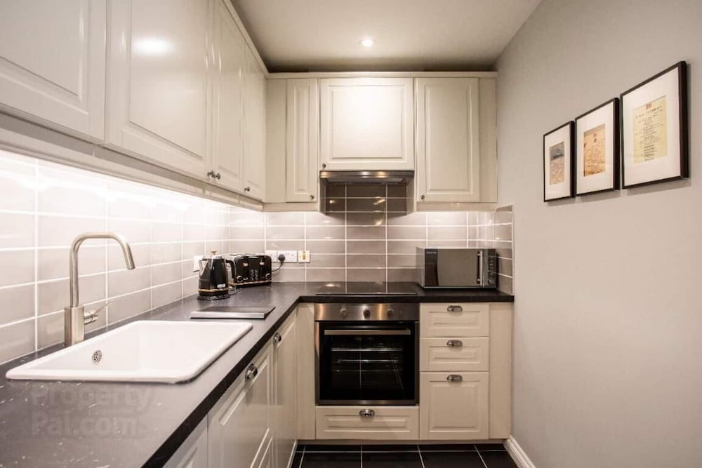 Central Belfast Apartments: Alfred Street