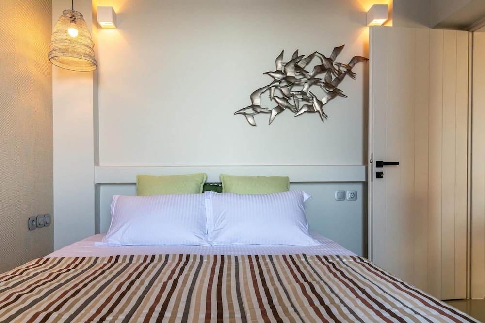 Coocono Tinos Private Villas