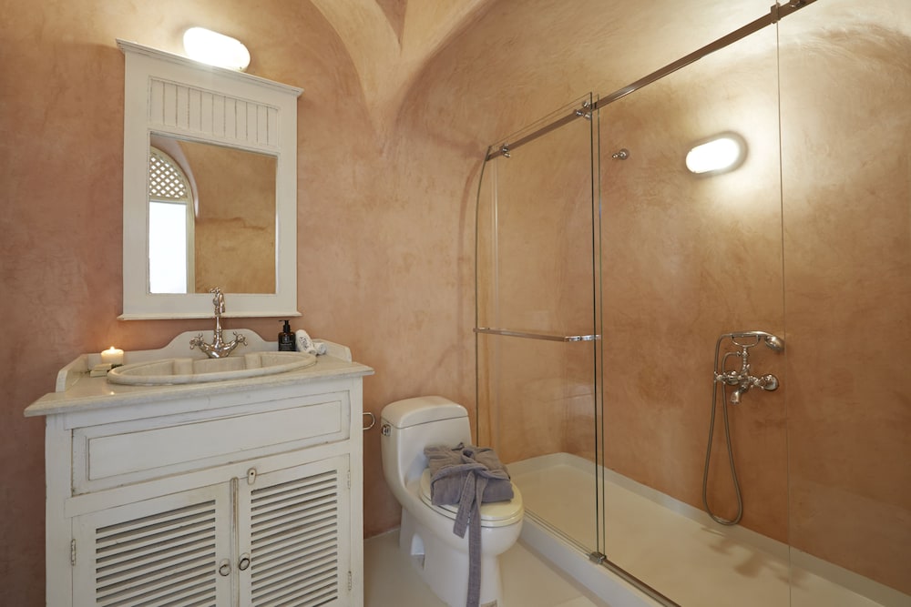Atrina Canava 1894