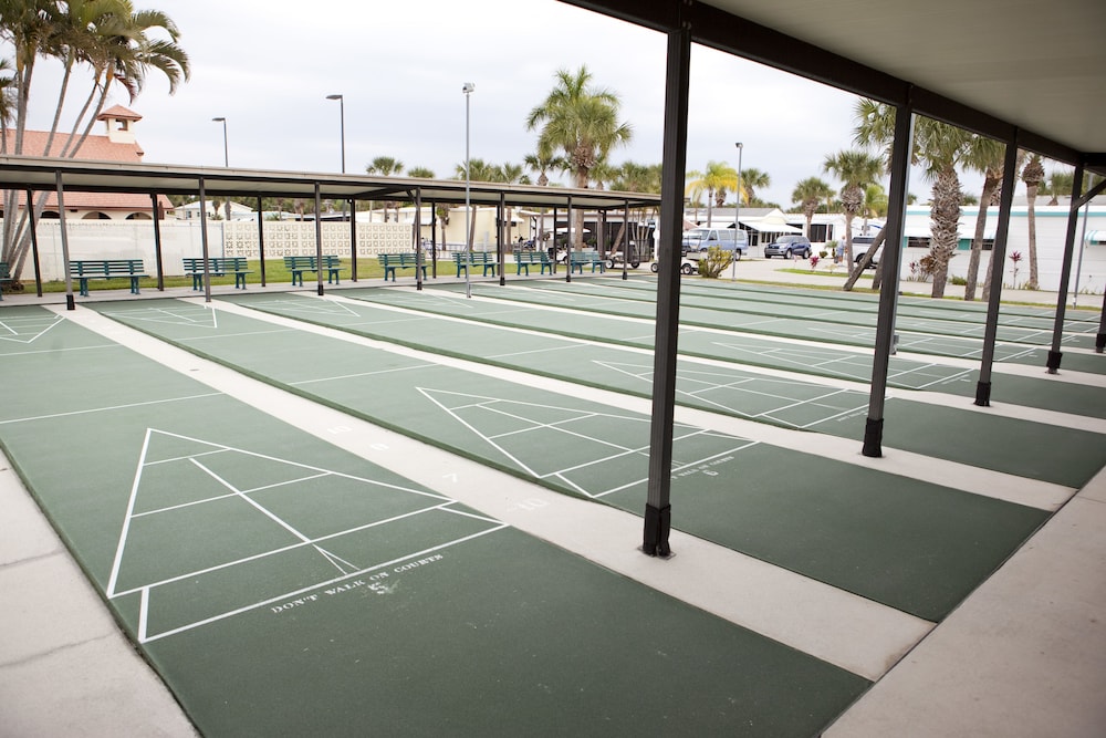 Siesta Bay RV Resort