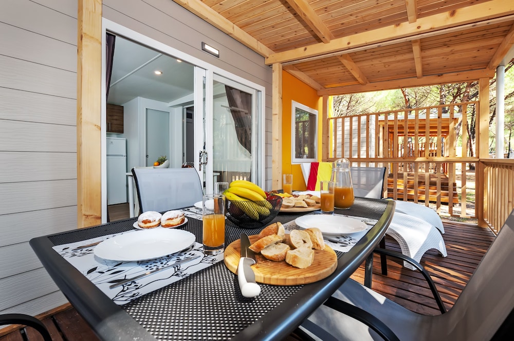 Mobile Homes Adriatic Camping Bi Village