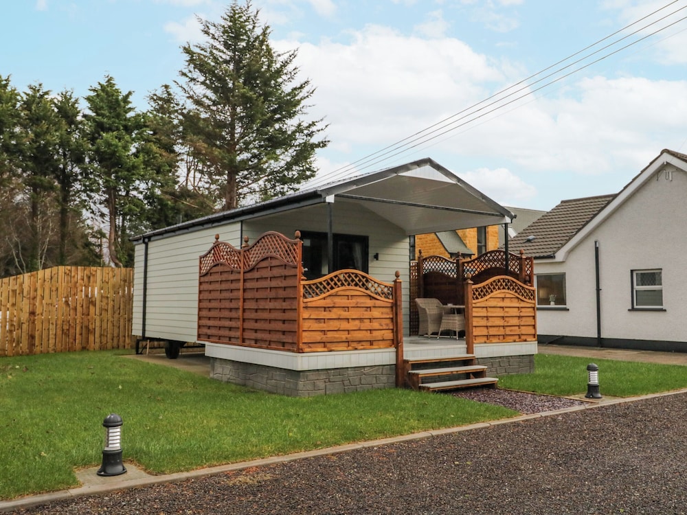 Benone Cabin