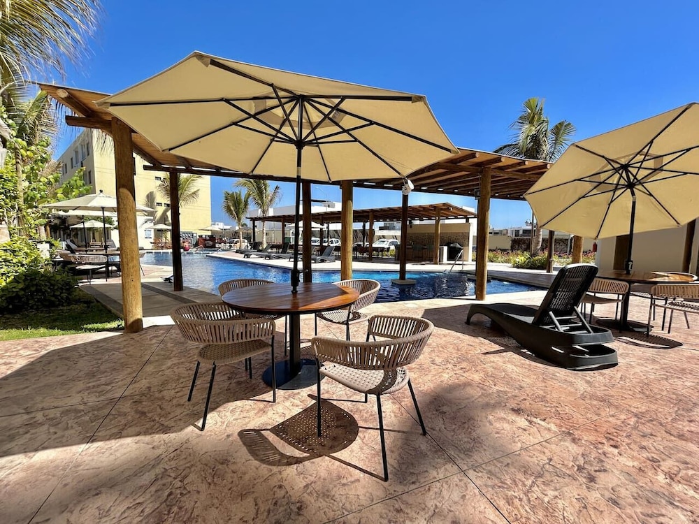 Oceanna Apartments