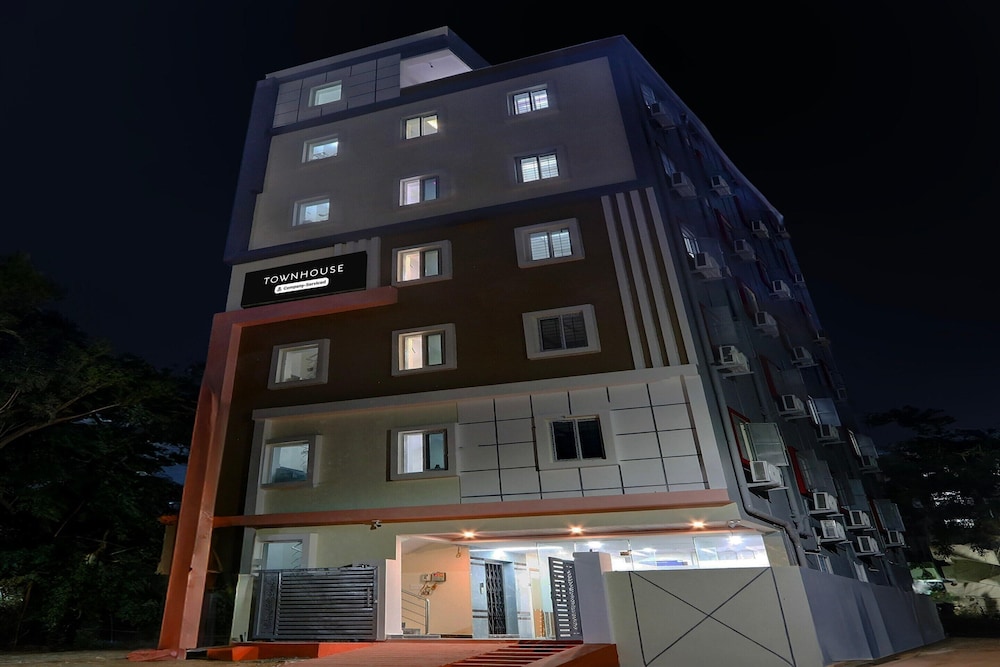 Elegant Stays Near Waverock SEZ Hyderabad