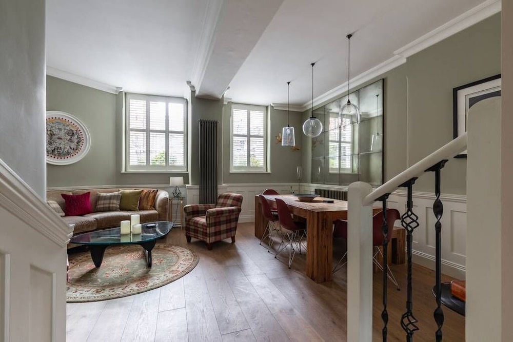 Drury Lane II by Onefinestay