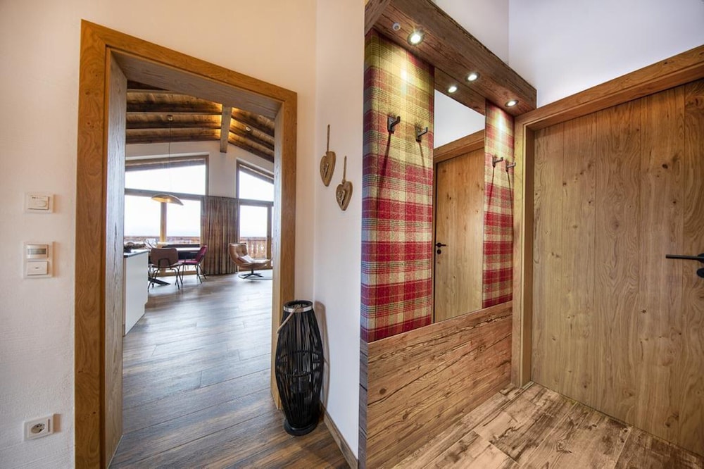 Ski-friendly Chalet in Neukirchen