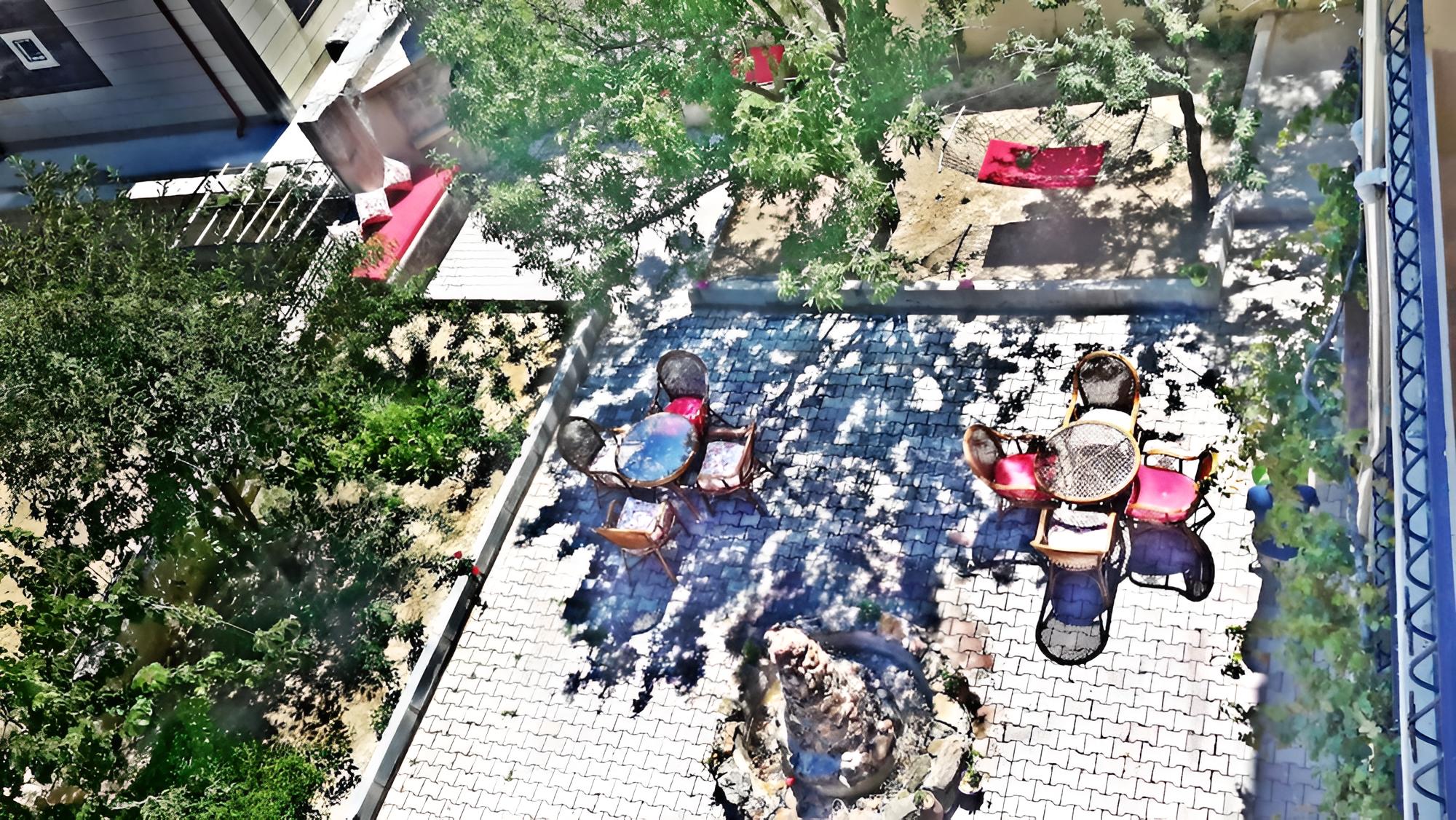 Dedeli Deluxe Hotel